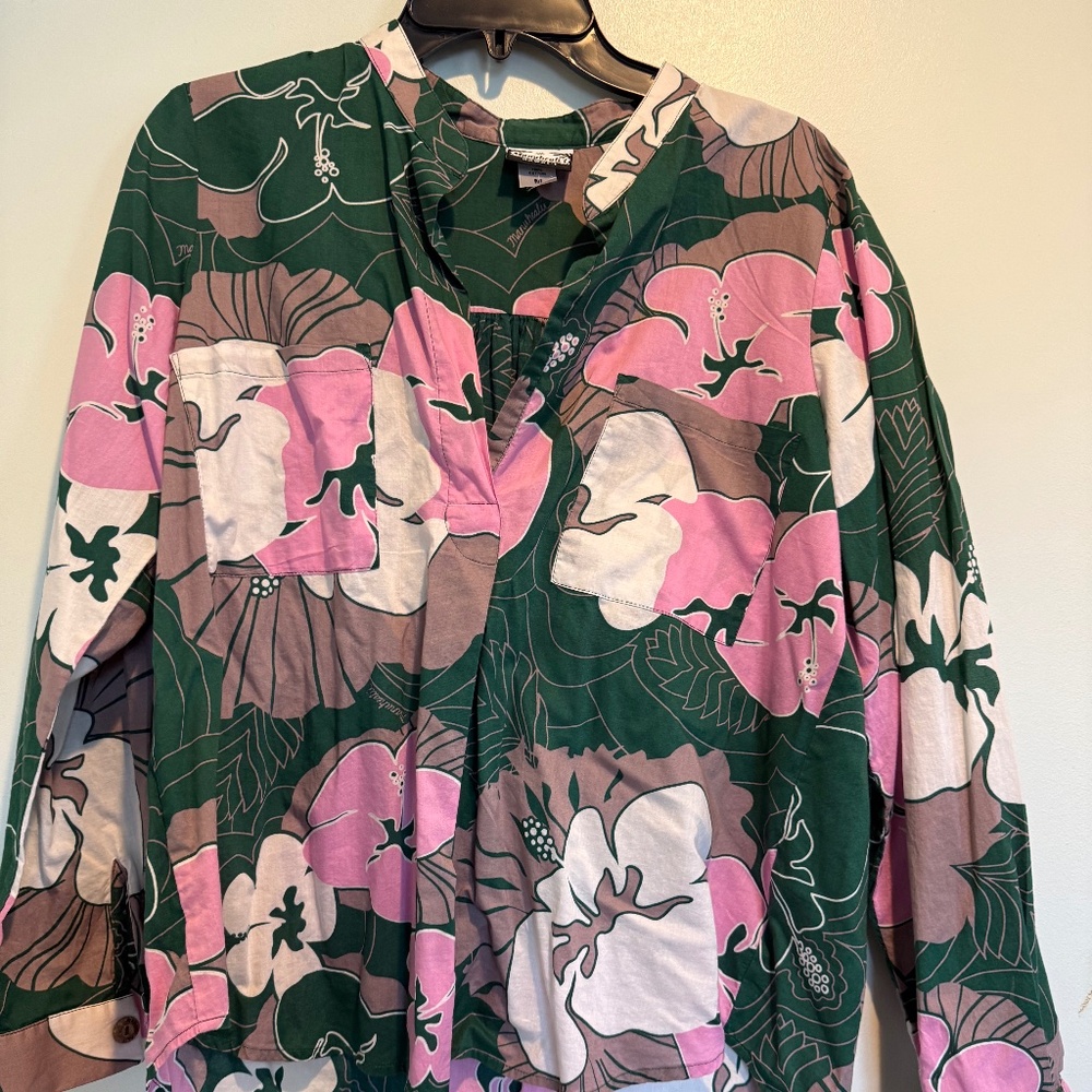 Manuhealii Long sleeve too